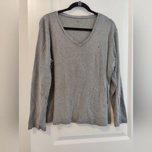 Solid Gray Tommy Hilfiger Womens Long Sleeve Cotton V-Neck top XL